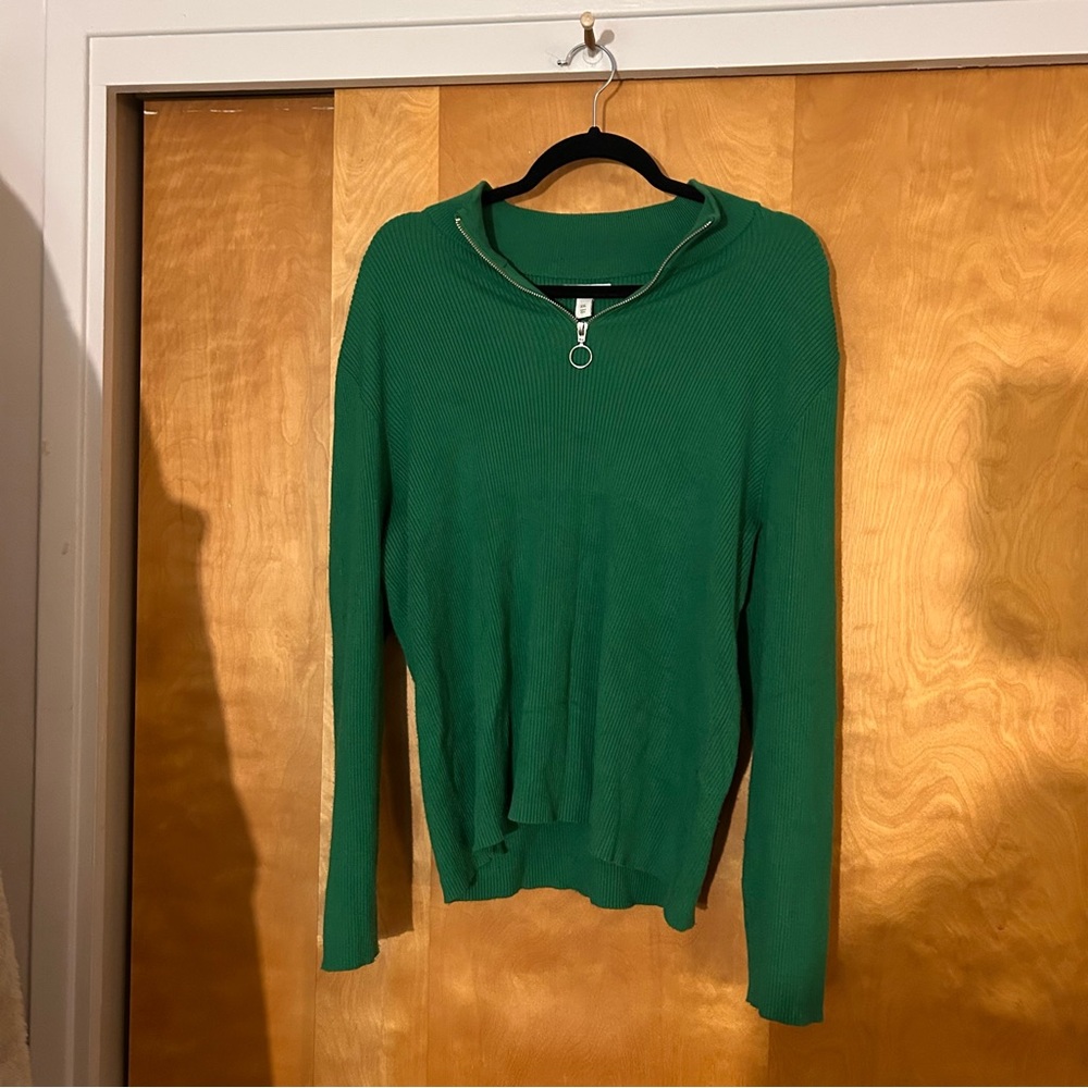 Nine West Green V-Neck Sweater